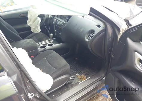 2014 Nissan Pathfinder S from USA, damaged, VIN 5N1AR2MM9EC667332